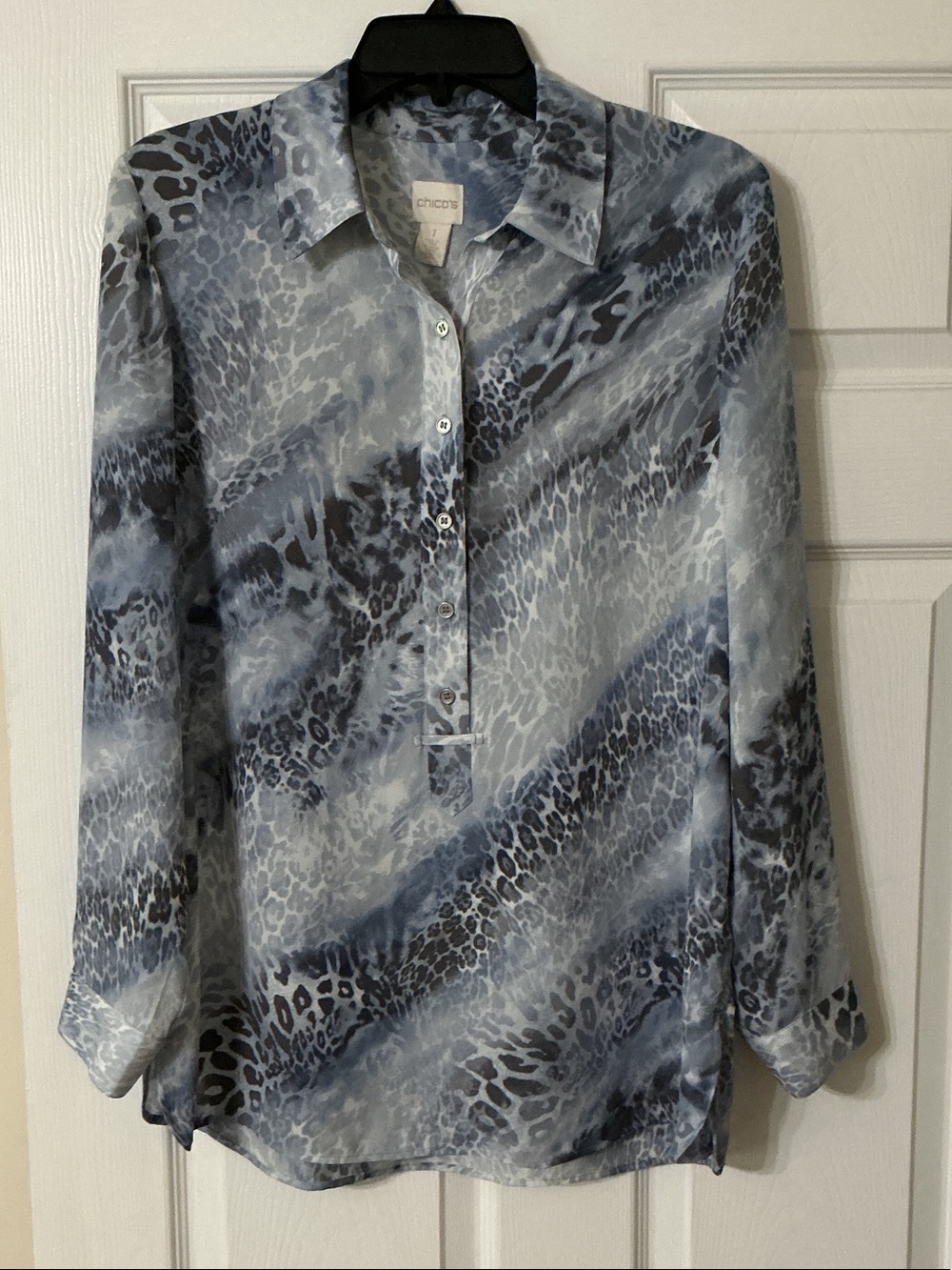 Chico's Blue & Gray Animal-Print Tunic Blouse